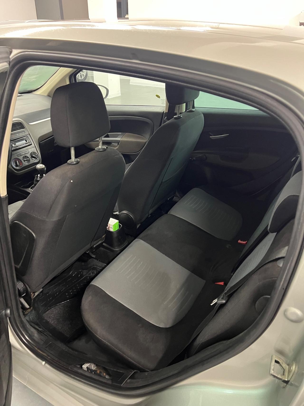 Fiat Grande Punto 1.3MJT 90 5p.Van Dynam. 4pt