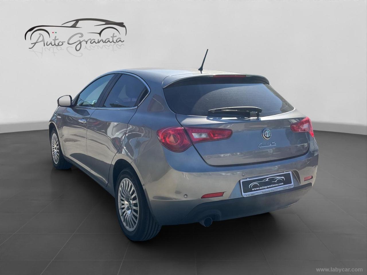 ALFA ROMEO Giulietta 1.6 JTDm-2 105 CV Distinctive