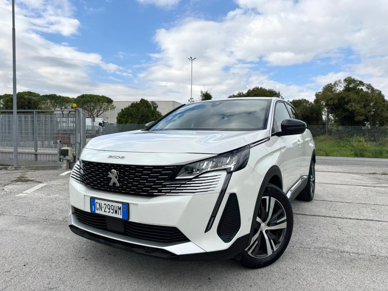 PEUGEOT 3008 1.5 Hdi Allure - Led Navi 18