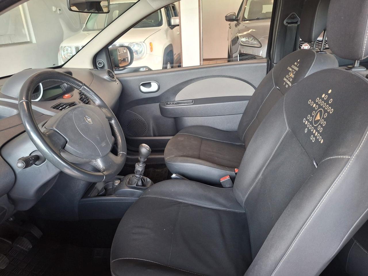 Renault Twingo 1.2 lev *NEOPATENTATI