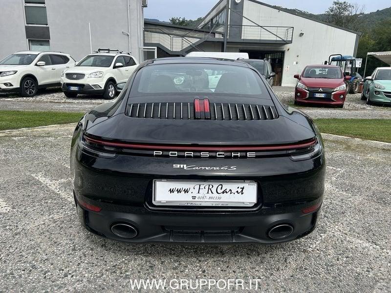 Porsche 911 (992) Carrera 4S