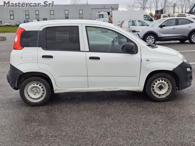 FIAT Panda 1.2 69 CV VAN 2 POSTI EURO6 POP - FY341PD