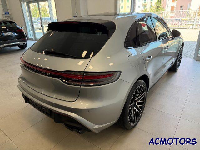 PORSCHE Macan 2.0