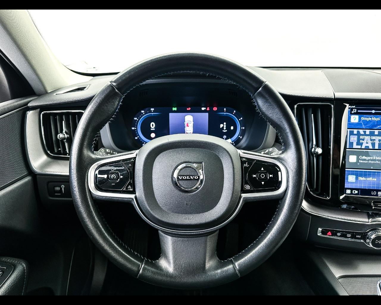 VOLVO XC60 (2017--->) - XC60 B4 (d) AWD Geartronic Inscription