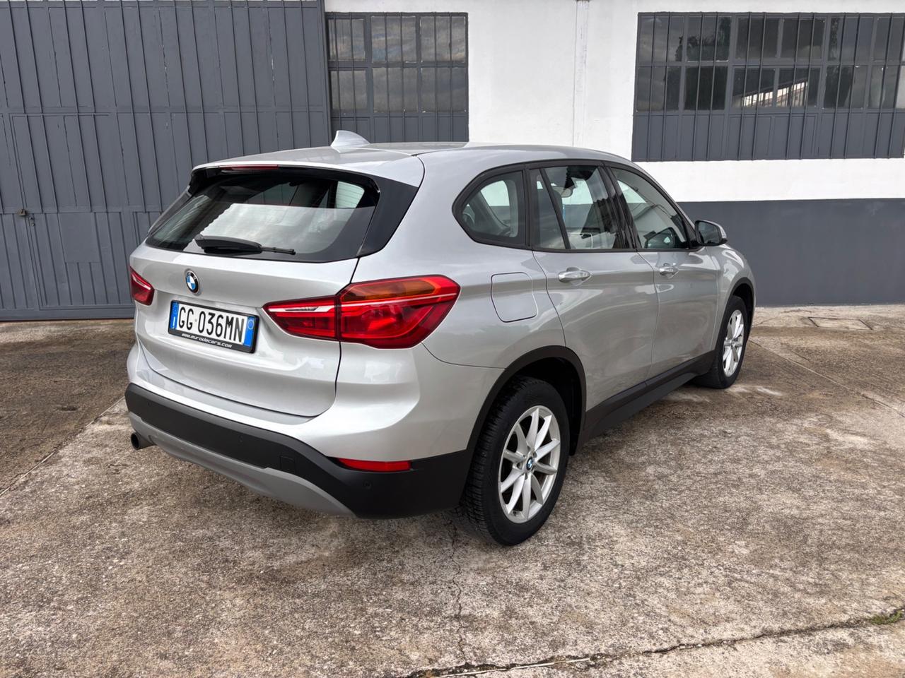 Bmw 116d (EURO6) garanzia 12 mesi. Neopatentati