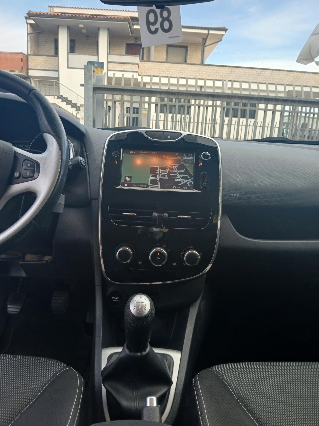 RENAULT Clio Sporter Duel 1.500 dCi 75cv