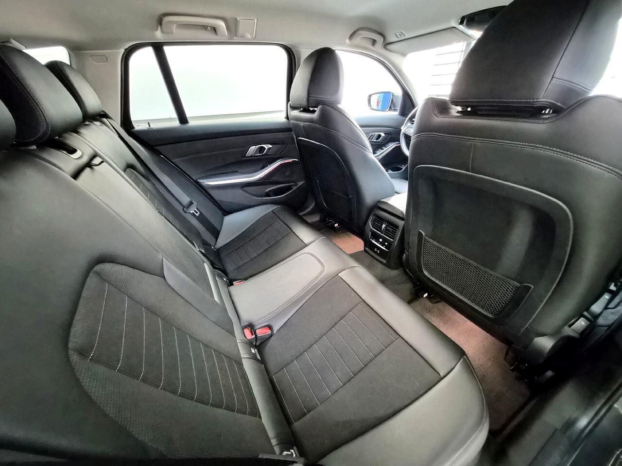 Bmw 318d Touring Sport Mhev 150CV