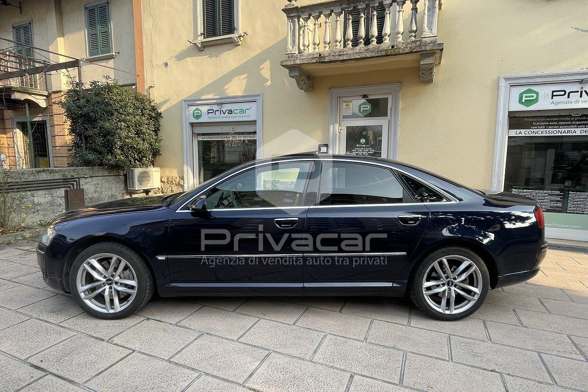 AUDI A8 4.2 V8 FSI quattro tiptronic