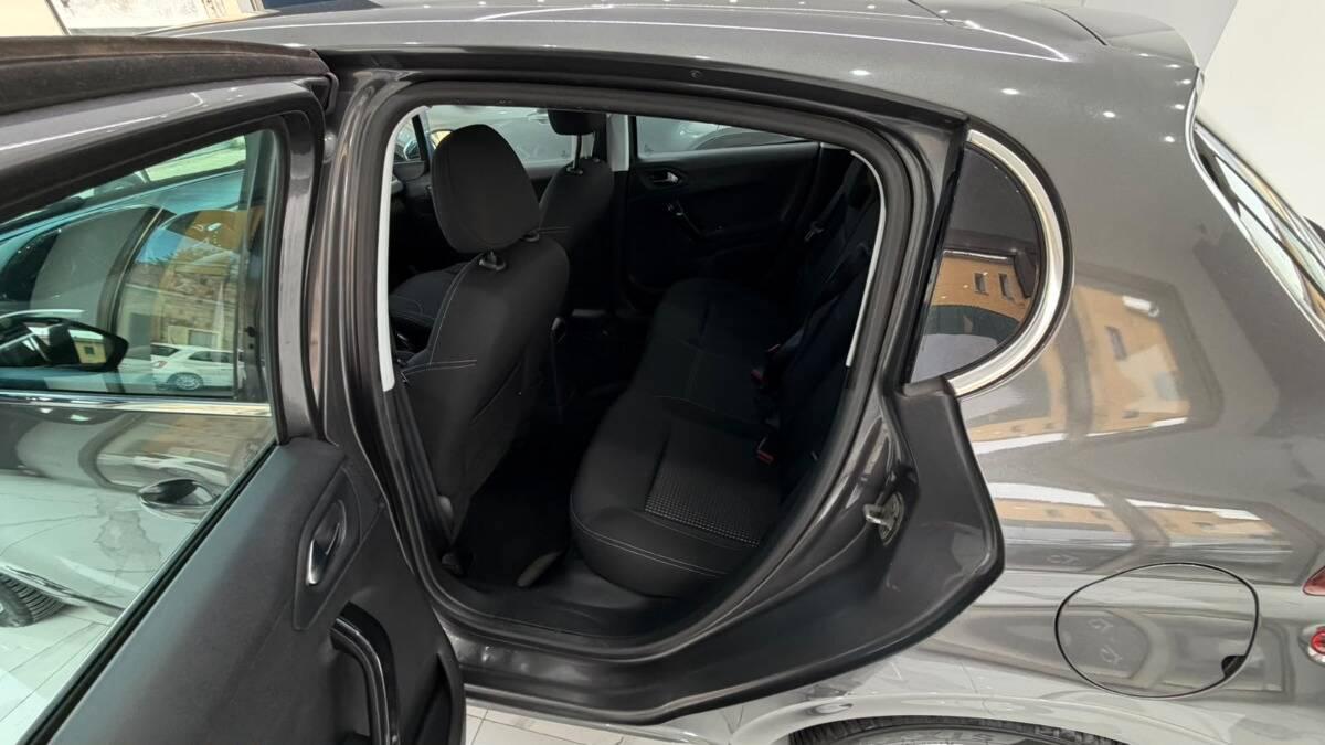 Peugeot 208 Peugeot 208 1.6 bluehdi Allure 100cv 5p