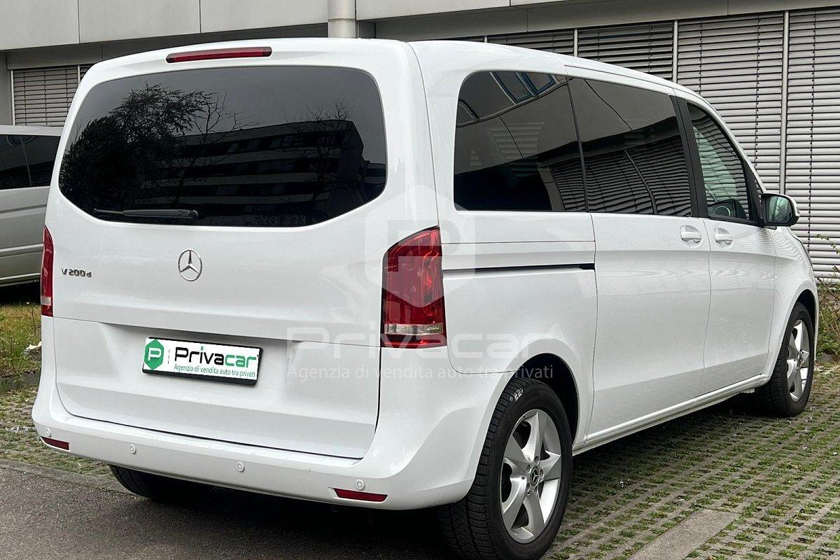 MERCEDES V 200 d Rise Compact