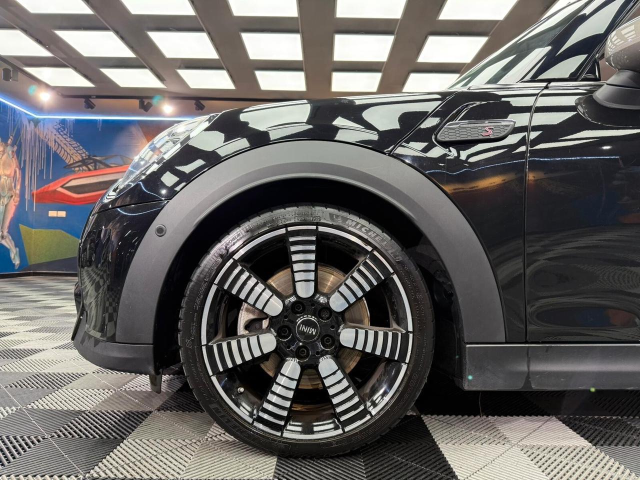 Mini Cooper S 2.0 JCW CABRIO (247)