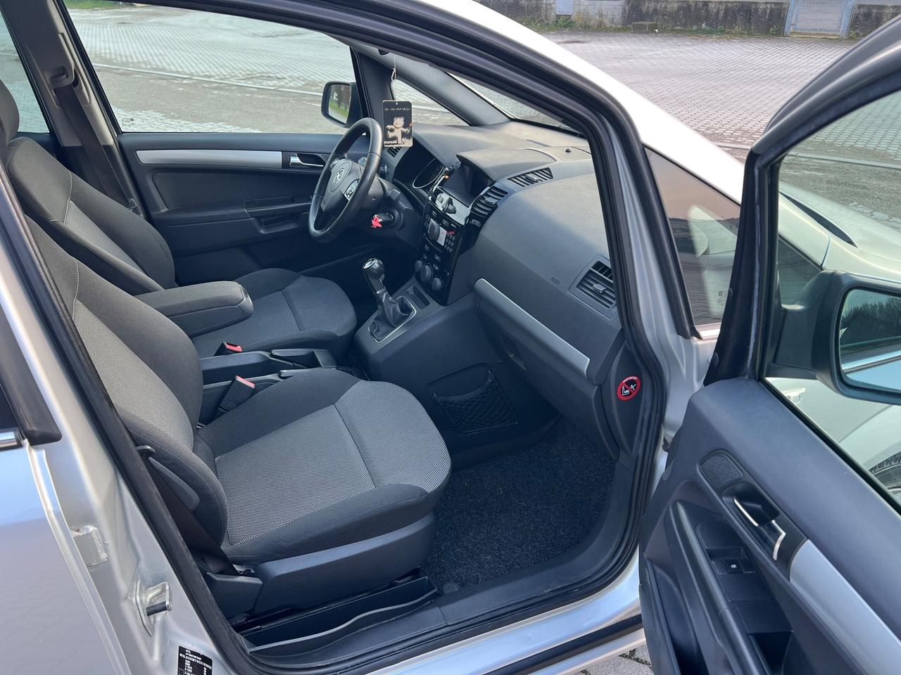 Opel Zafira 1.6 16V ecoM 150CV Turbo One