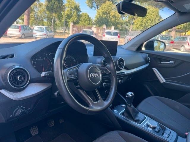 Audi Q2 30 TFSI Identity Black