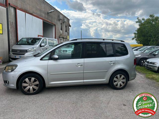 VOLKSWAGEN Touran 1.6 TDI DSG Comfortline 7 POSTI