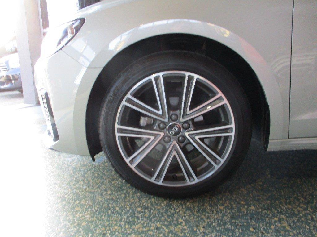 Audi A1 SPB 25 TFSI Admired Ok Neopat/CarPlay