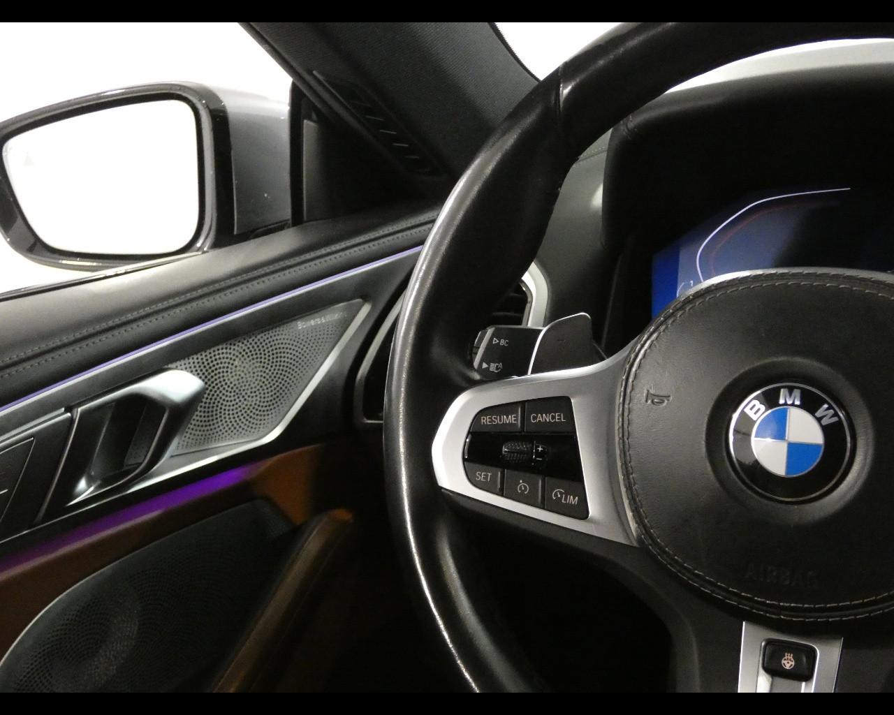 BMW Serie 8 (G15/F92) - 840i xDrive Coupé