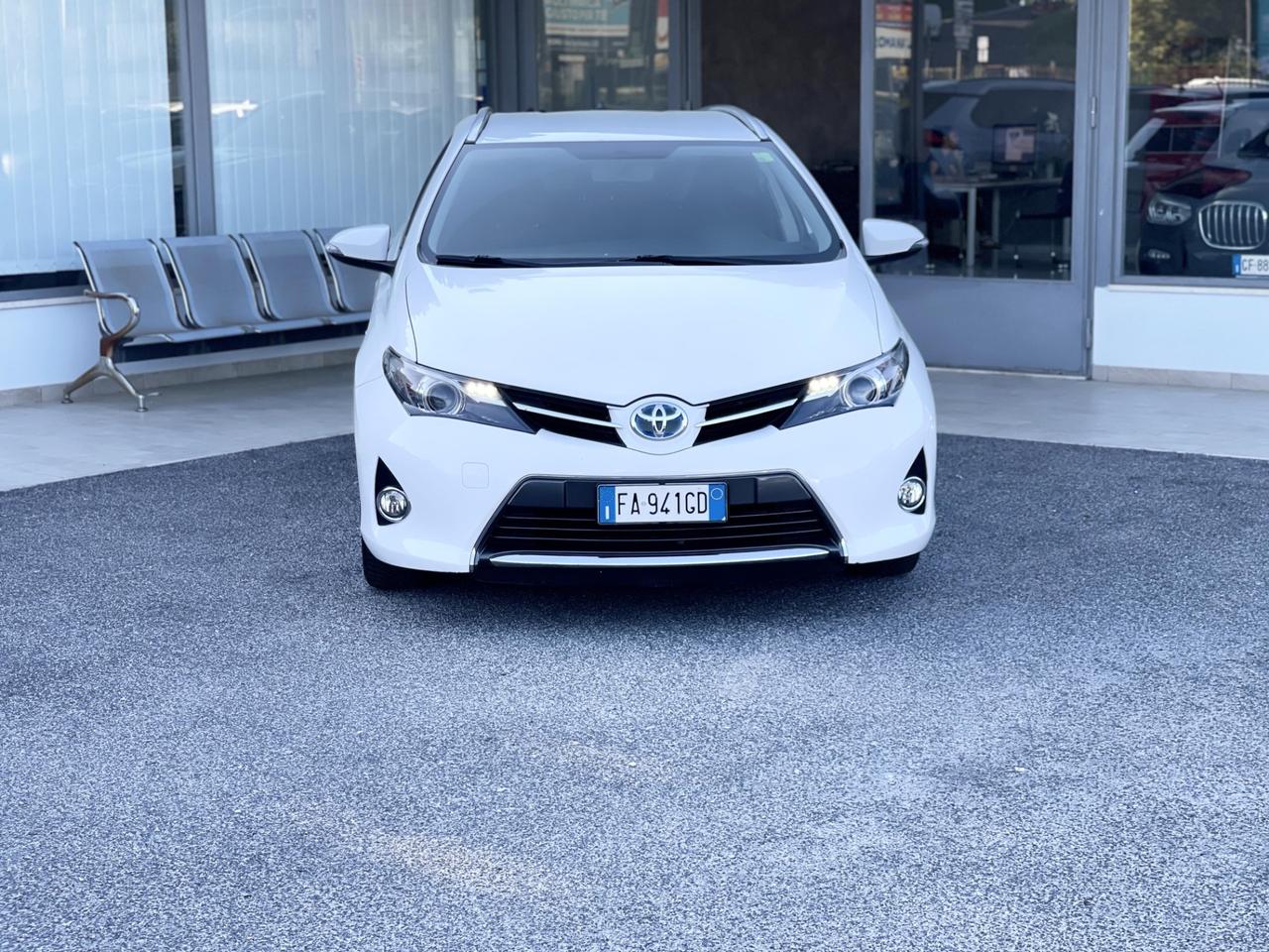 Toyota Auris 1.8 Hybrid 99CV E6 Neo - 2015
