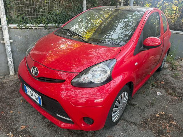 TOYOTA Aygo 80,389km 1.0 12V VVT-i 3p Orange Connect