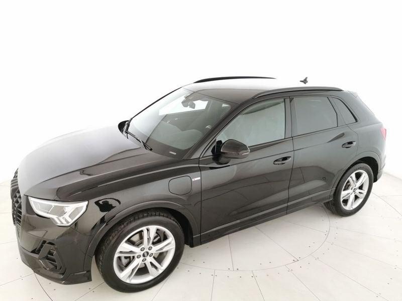 Audi Q3 45 1.4 tfsi e S Line Edition s-tronic