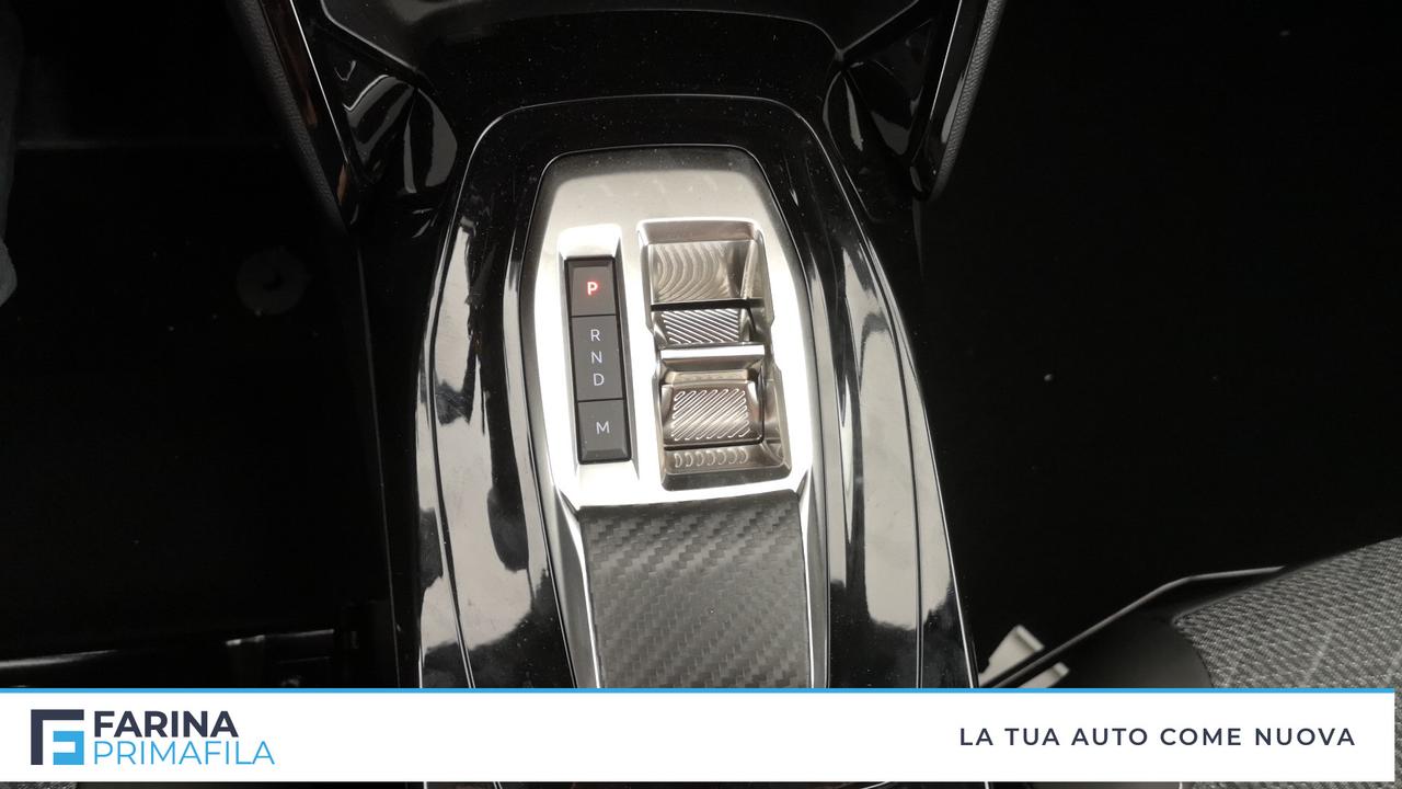 PEUGEOT 2008 1.2 hybrid Allure 136cv e-dcs6