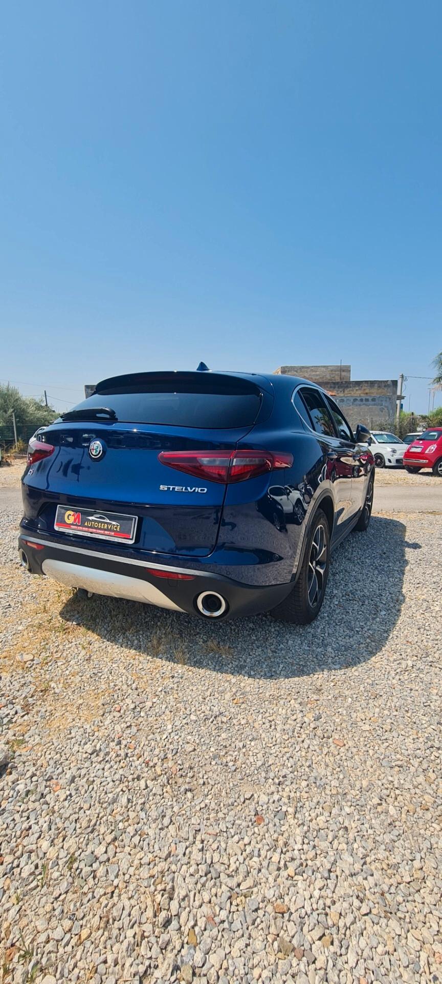 Alfa Romeo Stelvio 2.2 Turbodiesel 190 CV AT8 Q4 Super