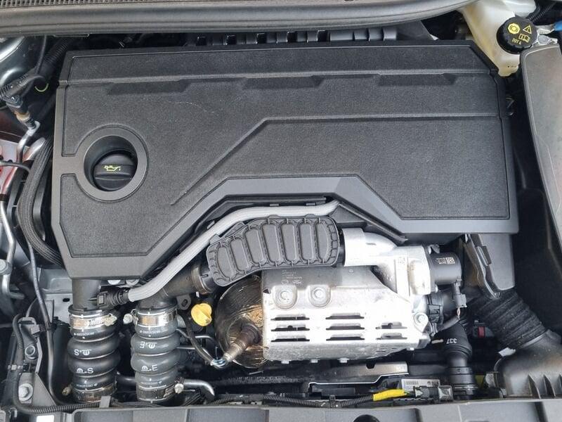 Alfa Romeo Junior 1.2 136 CV Hybrid eDCT6