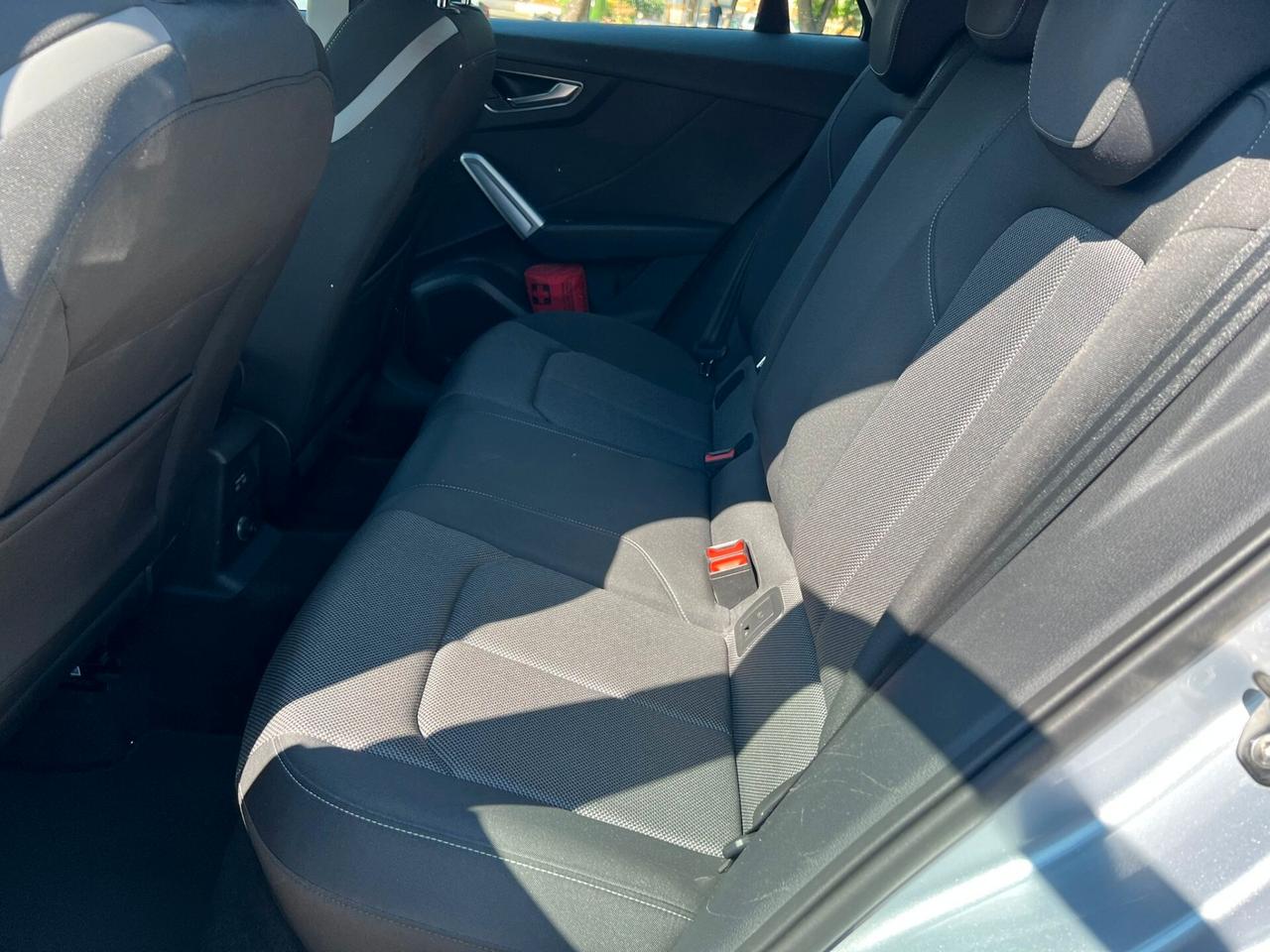 Audi Q2 1.6 s tronic navigatore matrix fari e top