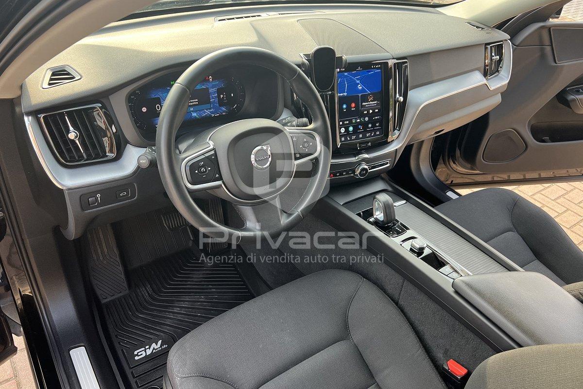 VOLVO XC60 B4 (d) Geartronic Momentum