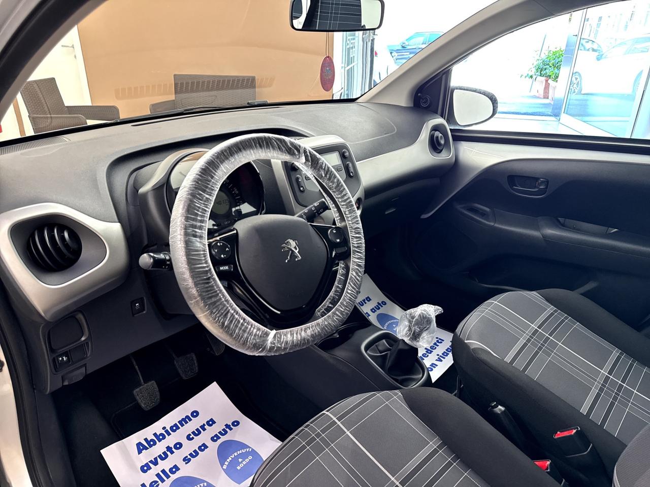 Peugeot 108 VTi 68 5 porte Allure