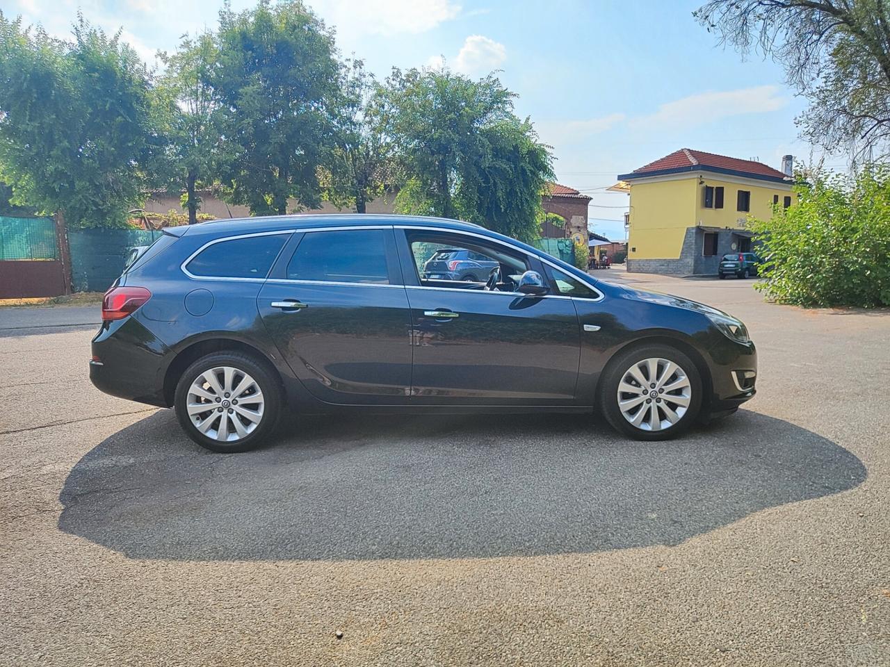 Opel Astra 1.4 Sports Tourer GPL 119.000 KM