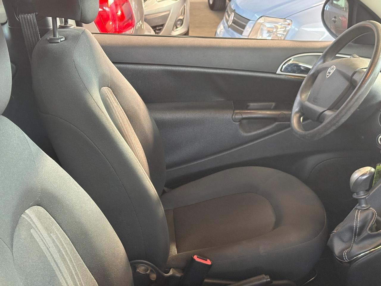 Lancia Ypsilon 1.2 69 CV Platinum