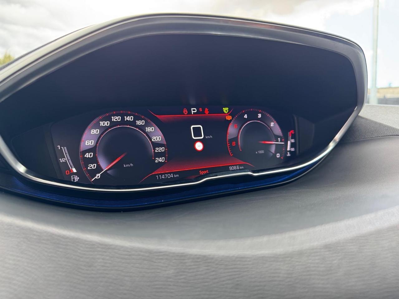 Peugeot 3008 BlueHDi 130 S&S Business