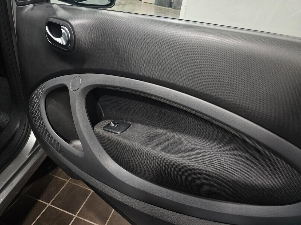 NUOVA SMART FORTWO SUPER PASSION 1.0 BENZ 71CV TWINAMIC