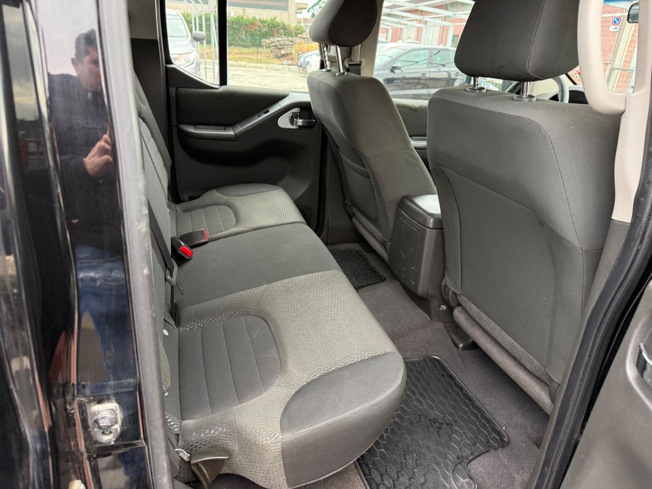 Nissan Navara 2.5 dCi 190CV 4 porte Double 4X4