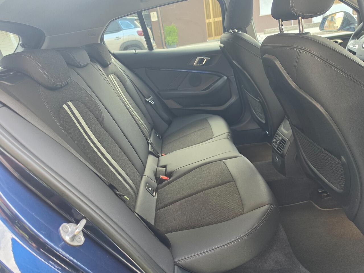 Bmw 120 120d xDrive 5p. Luxury