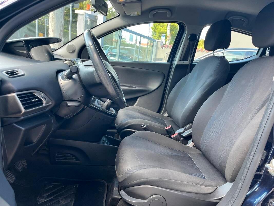 Lancia Ypsilon 1.2 Gold ecochic Gpl 69cv my19