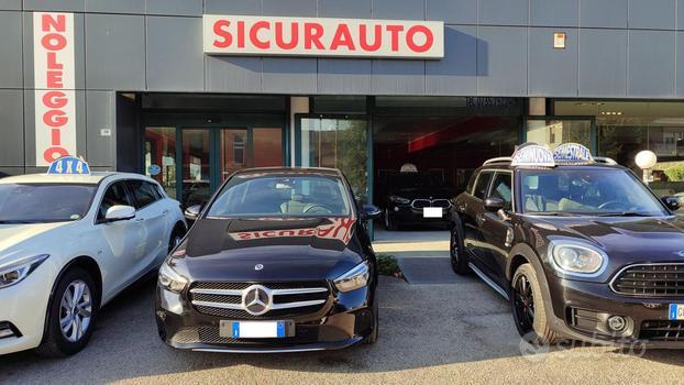 MERCEDES-BENZ B 180 d Automatic Sport "NAVI"LED