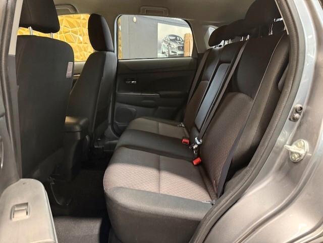 Mitsubishi ASX 1.6 2WD Knight