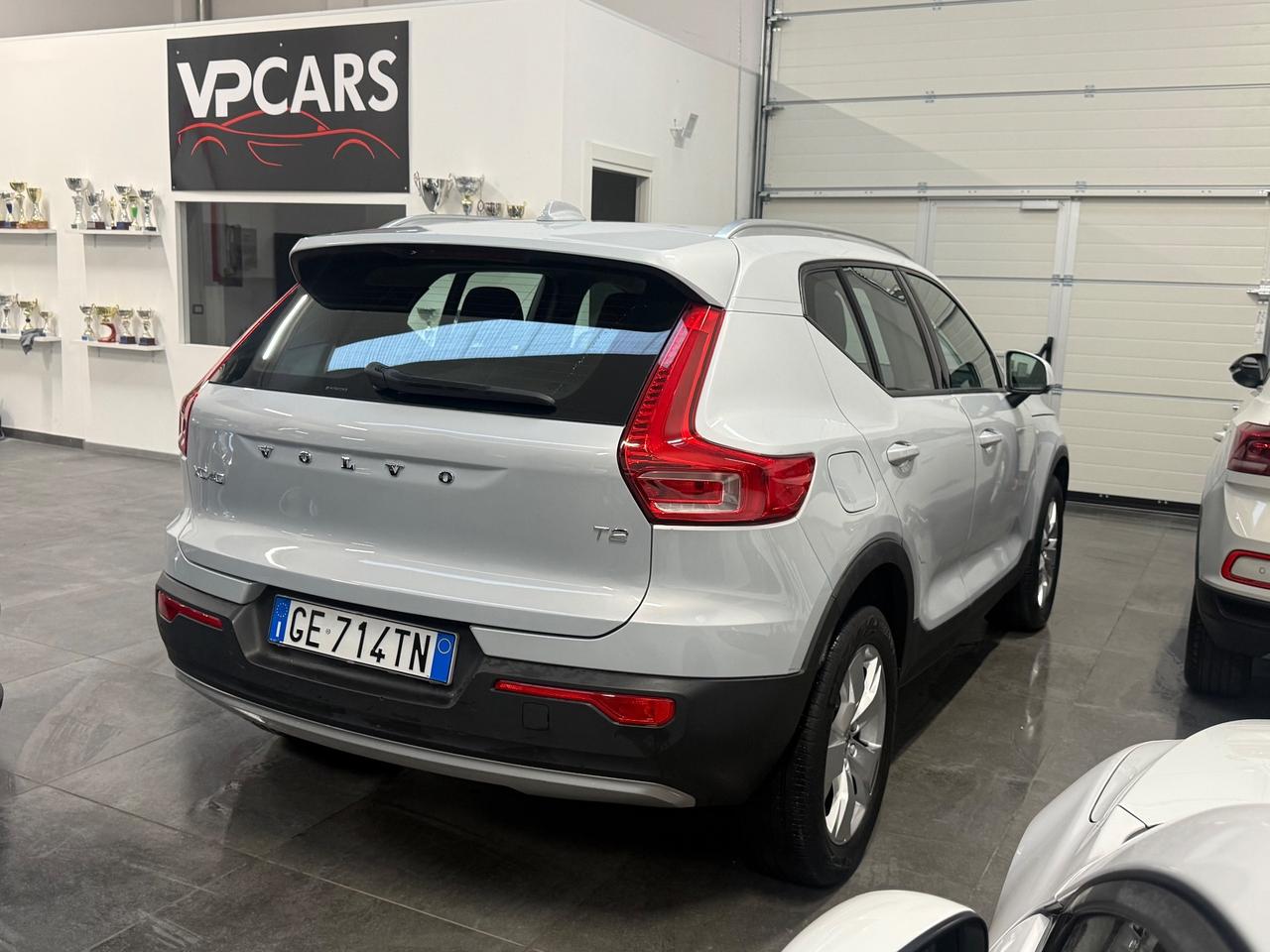 Volvo XC40 T2 Momentum Core
