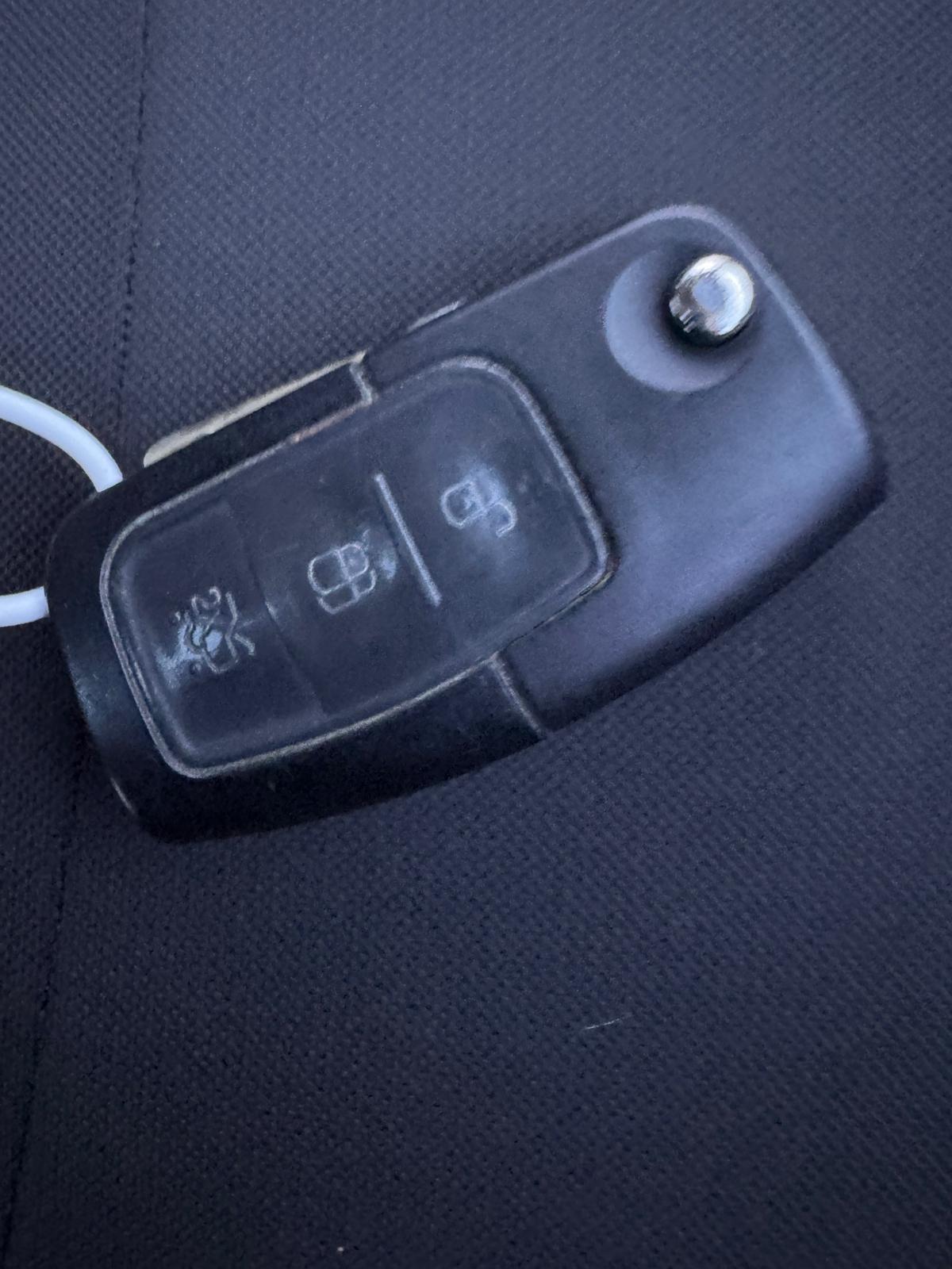 Ford Fiesta 1.5 TDCi Titanium GARANZIA 12 m