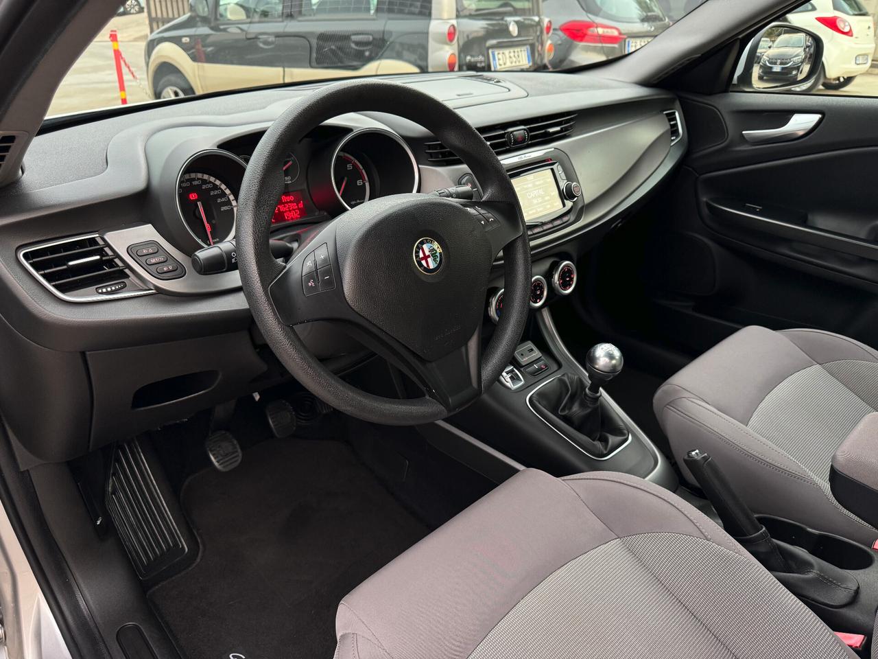 ALFA GIULIETTA 1.6 JTDm-2 120cv/2016/125.000km