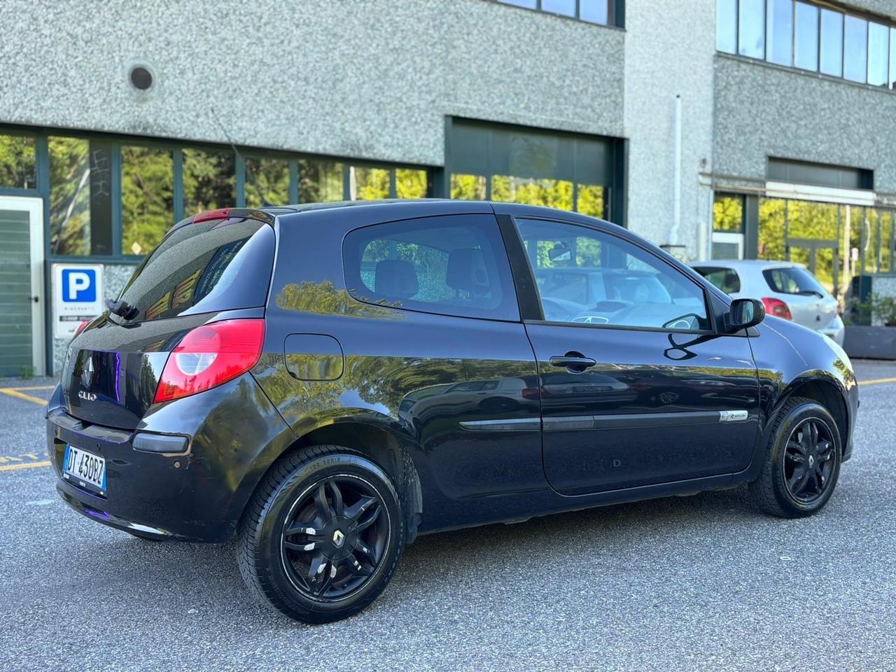 Renault Clio 1.2 16V 3 porte