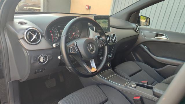 MERCEDES-BENZ B 180 CDI Autom NAVI-PDC-CAMERA