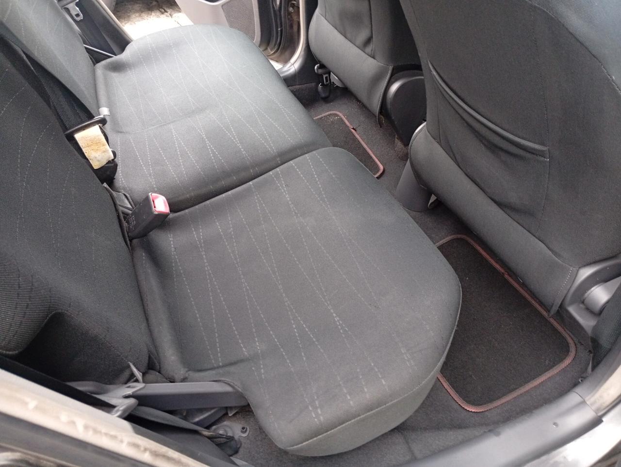 Toyota Yaris 1.3 5 porte Sol