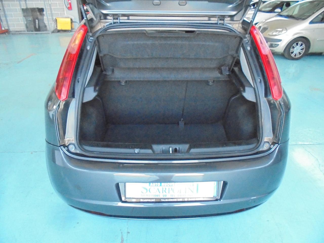 Fiat Grande Punto 1.3 MJT 75 CV 5 porte Active NEOPATENTATI