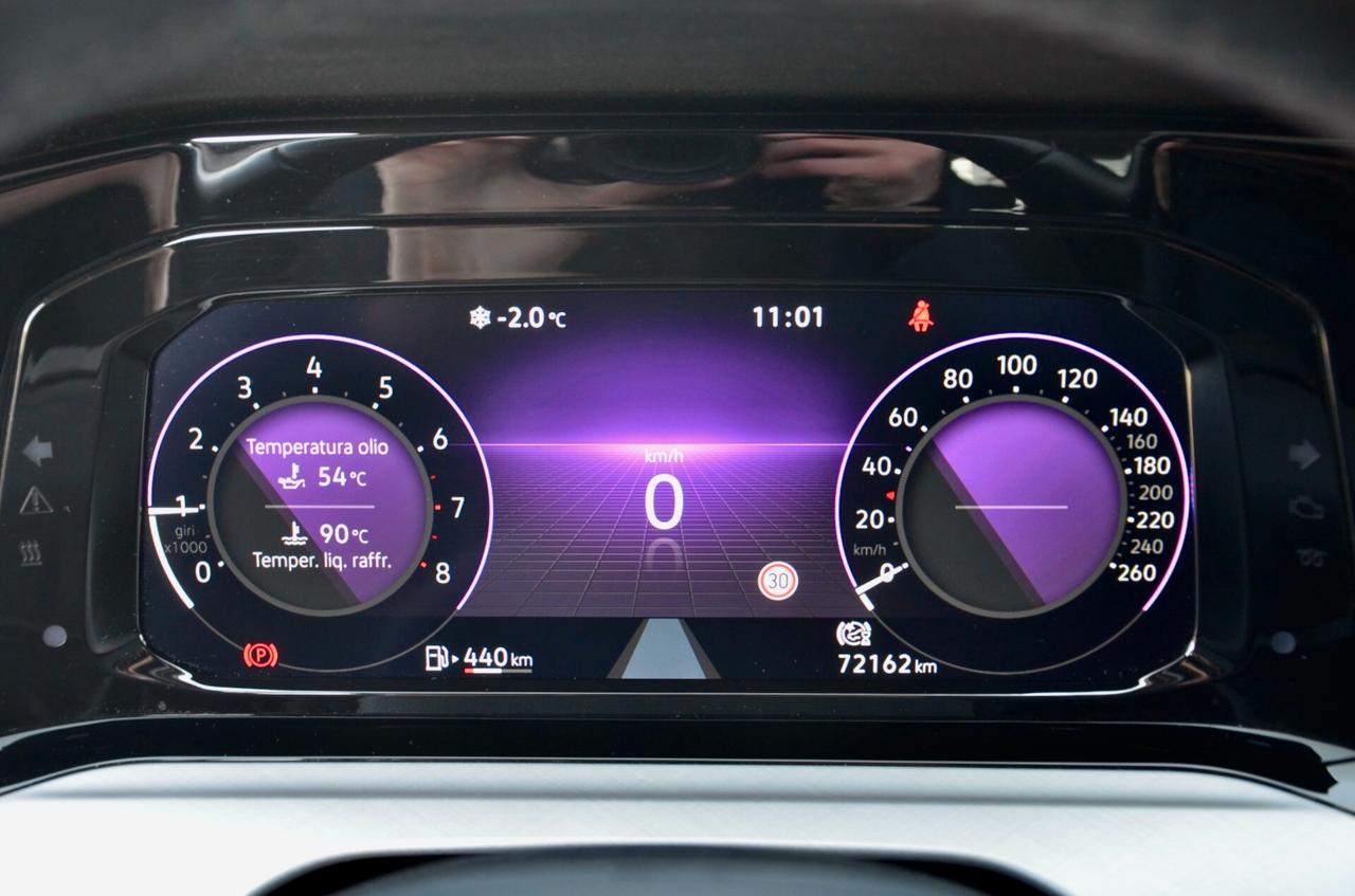 VOLKSWAGEN GOLF 1.0 TSI LIFE 110cv, UFF ITALIANA, EURO 6D, NAVI, APPLE ANDROID, LUCI AMBIENTE, PERMUTE