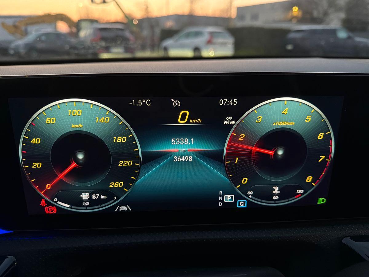 Mercedes-Benz A 180 Premium auto