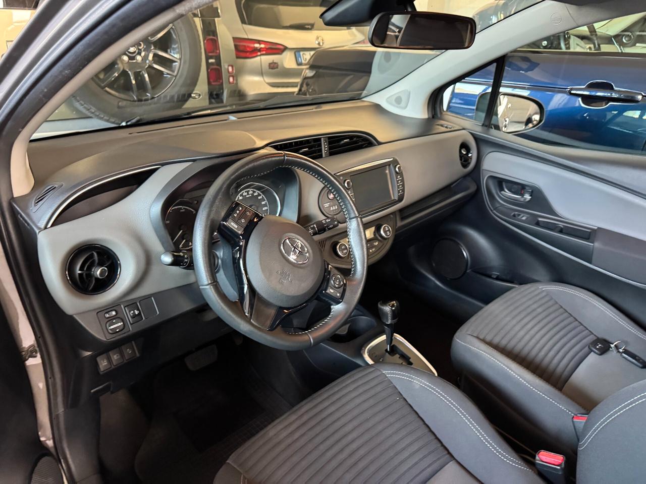 Toyota Yaris 1.5 Hybrid 5 porte Active