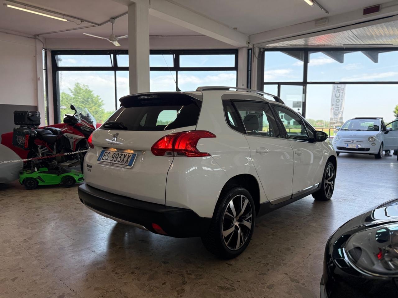 Peugeot 2008 1.6 e-HDi 115 CV Allure 11/2013 Euro 5B Neopatentati