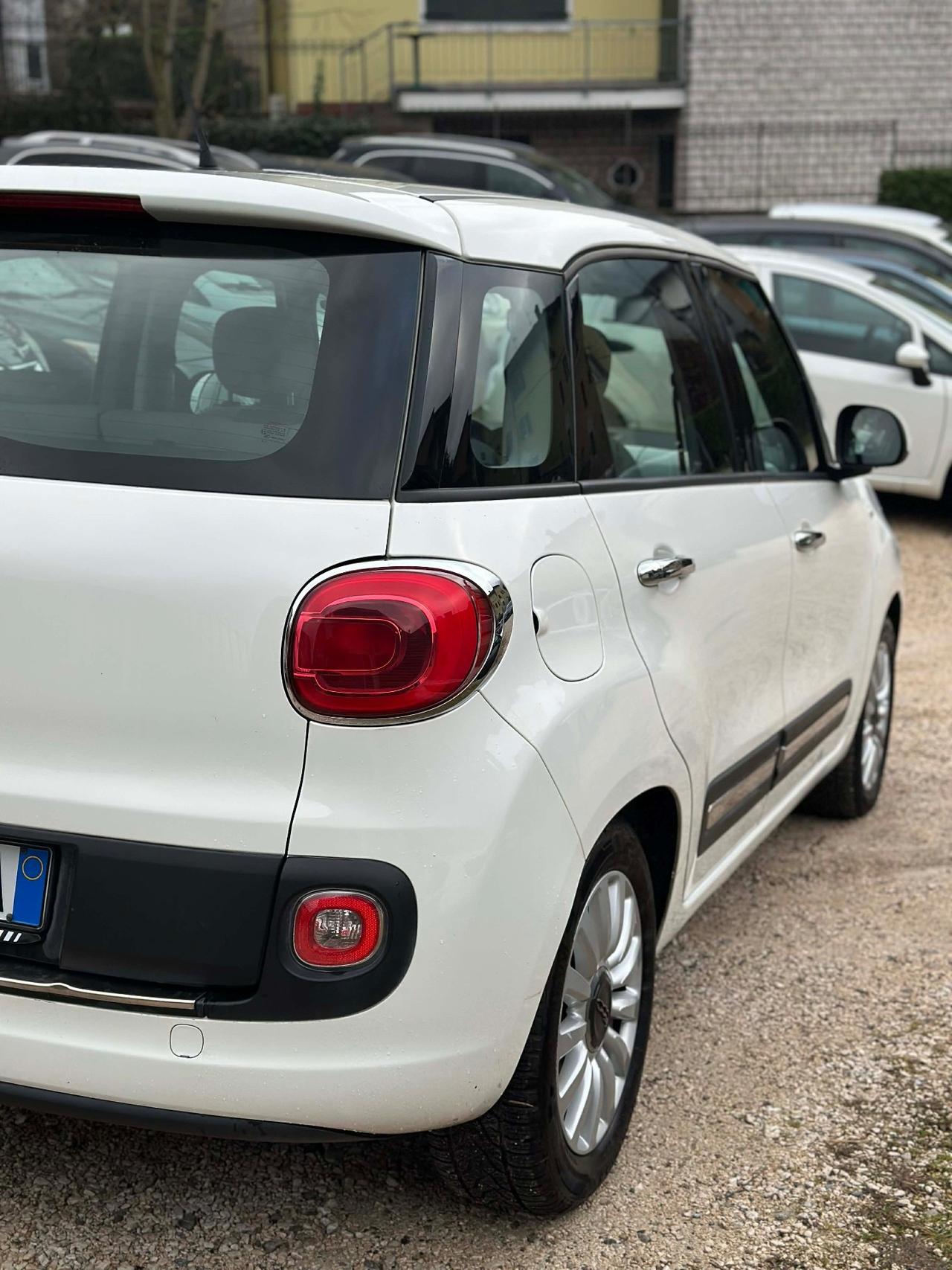 Fiat 500L 1.3 MTJ 95 CV LOUNGE KMCERT GARANZ UNICOPR